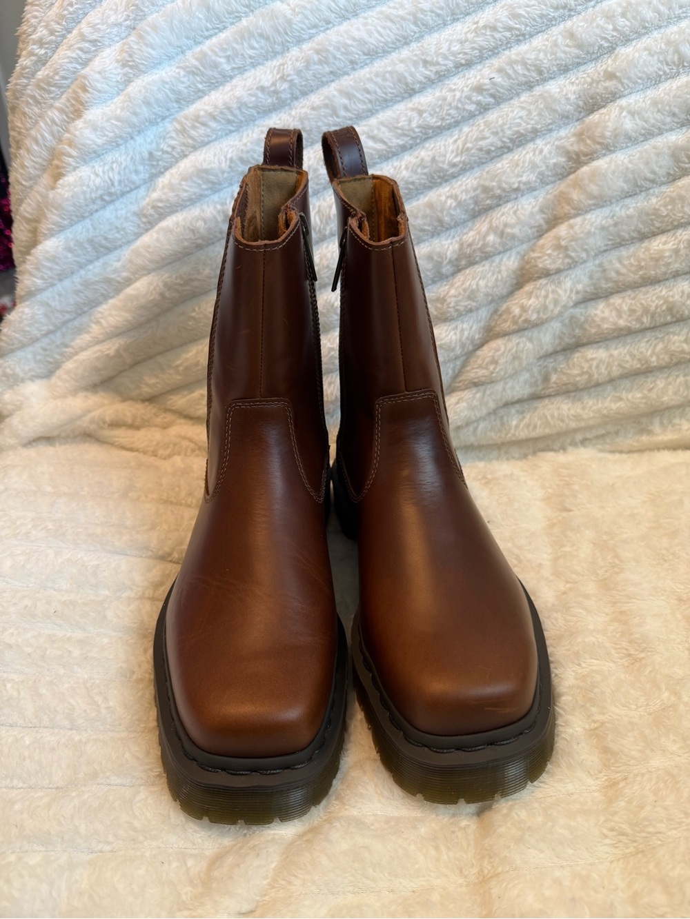 Dr. Martens Brown Leather Boots AMAAYAH LO
Orleans Leather Chelsea Boots - Picture 5 of 10